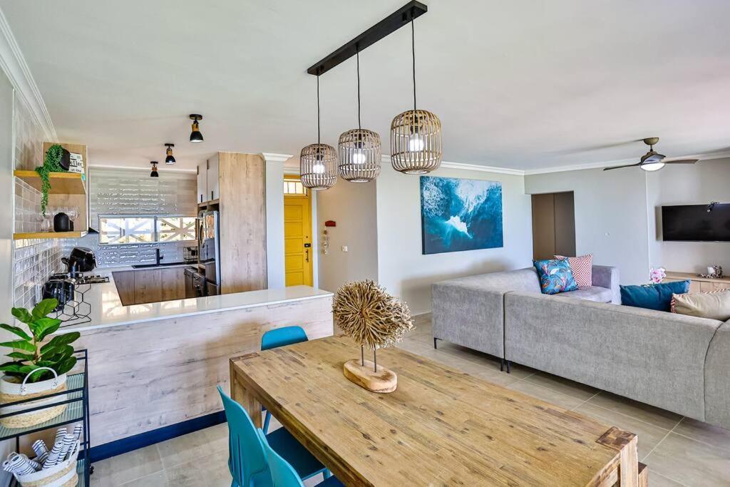 Large Sea View, Walk To Eateries, Loadshed Free Lejlighed Ballito Eksteriør billede